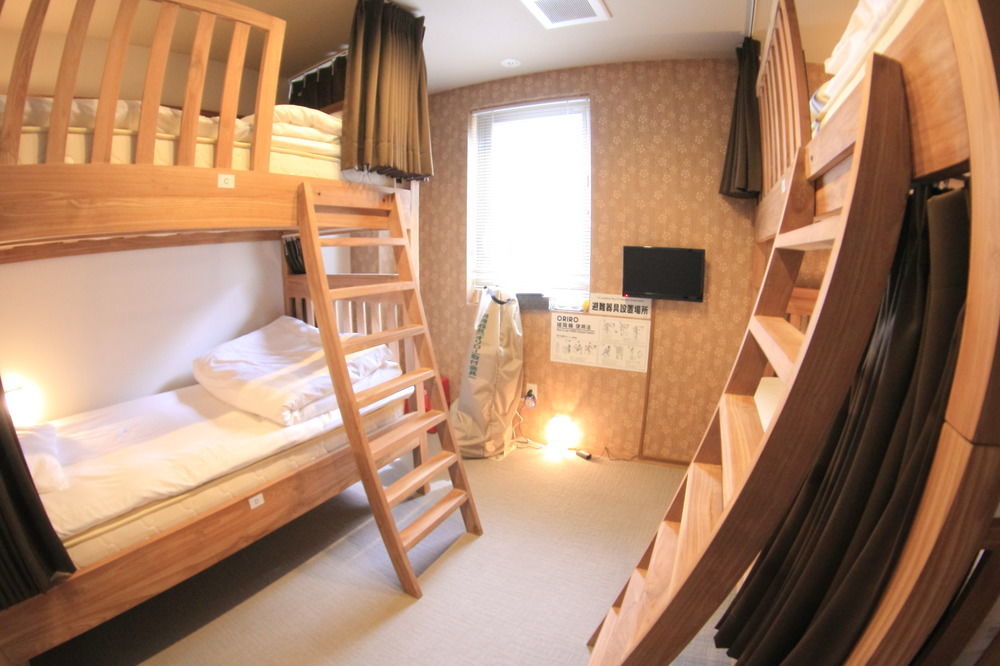 Yadokari Namba Hostel Osaka Exteriör bild