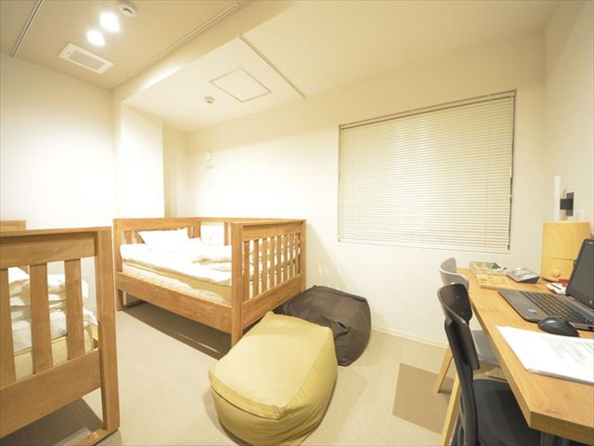 Yadokari Namba Hostel Osaka Exteriör bild